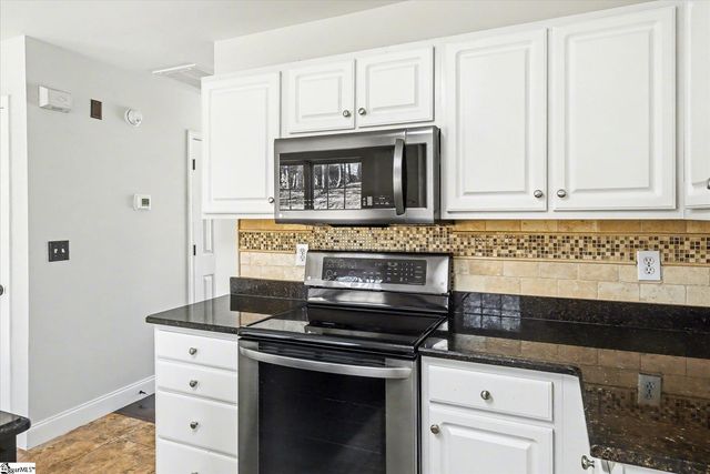 10 Palisaides Way, Greenville, SC 29617