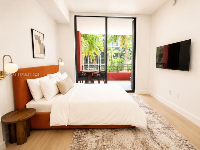 90 NE 32nd St 205, Miami, FL 33137
