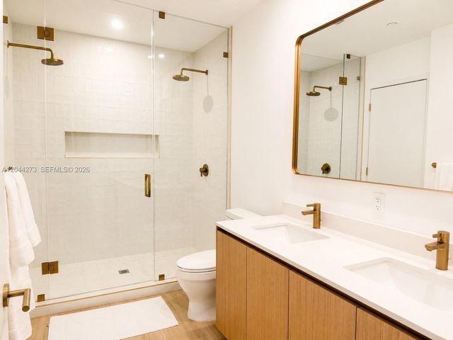 90 NE 32nd St 205, Miami, FL 33137