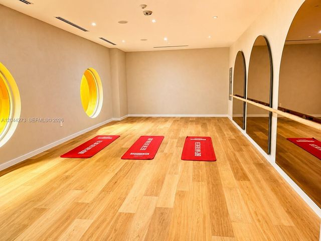 90 NE 32nd St 205, Miami, FL 33137