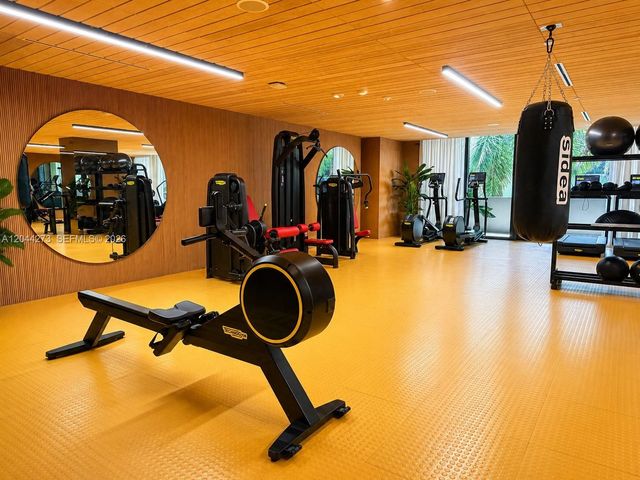 90 NE 32nd St 205, Miami, FL 33137