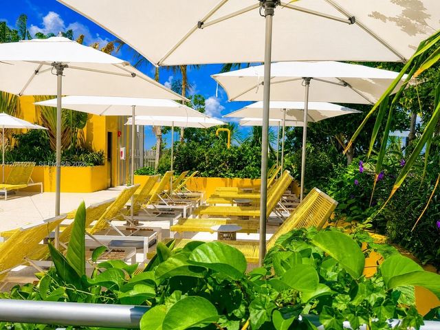 90 NE 32nd St 205, Miami, FL 33137