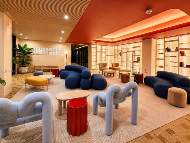 90 NE 32nd St 205, Miami, FL 33137