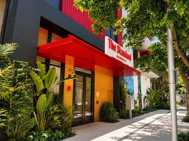90 NE 32nd St 205, Miami, FL 33137