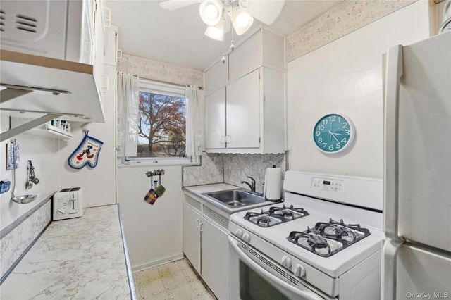 220-47 73rd Avenue Upper, Bayside, NY 11364