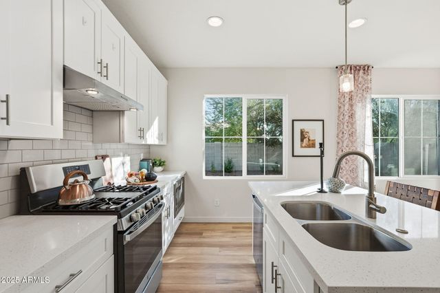 6536 N 15TH Drive, Phoenix, AZ 85015