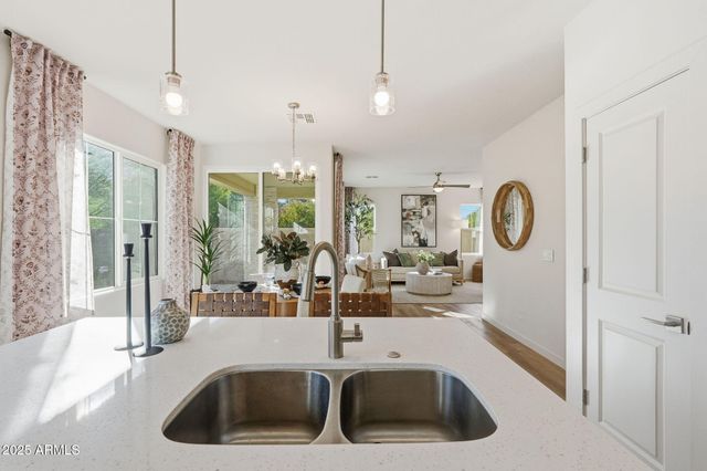 6536 N 15TH Drive, Phoenix, AZ 85015