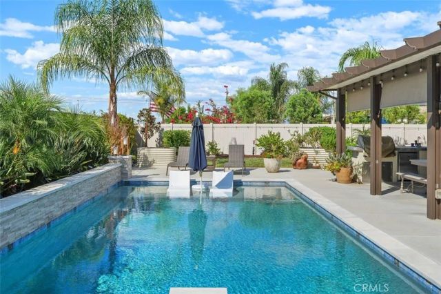 27908 Via Cholula, Menifee, CA 92585
