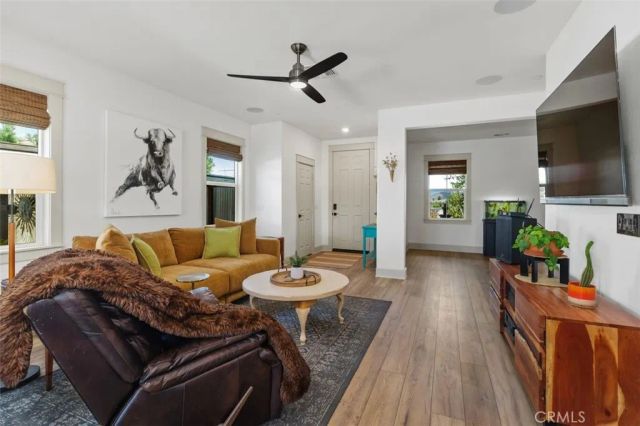 27908 Via Cholula, Menifee, CA 92585
