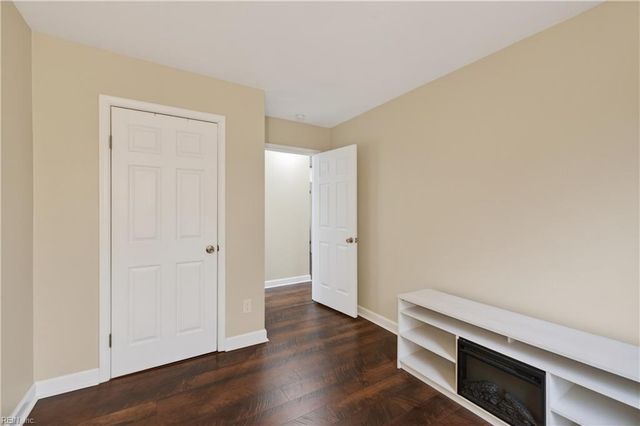 262 Windbrooke LN, Virginia Beach, VA 23462