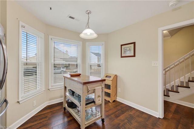 262 Windbrooke LN, Virginia Beach, VA 23462