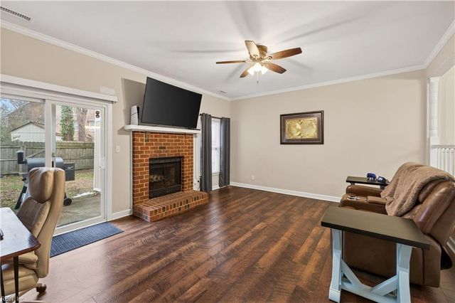 262 Windbrooke LN, Virginia Beach, VA 23462