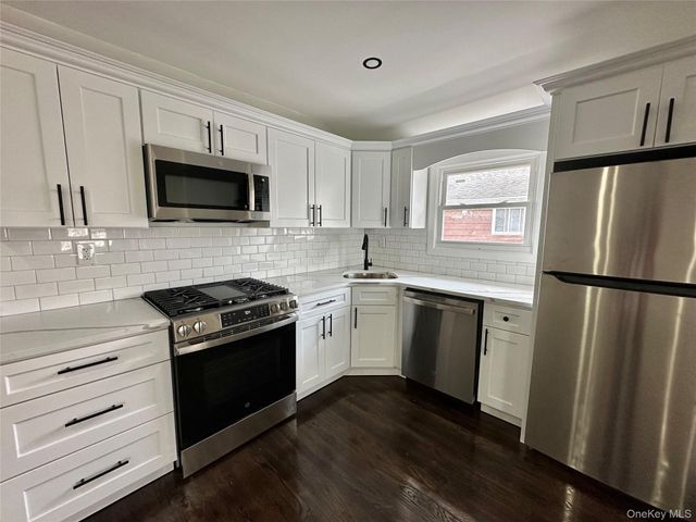 25416 Craft Avenue 2, Rosedale, NY 11422