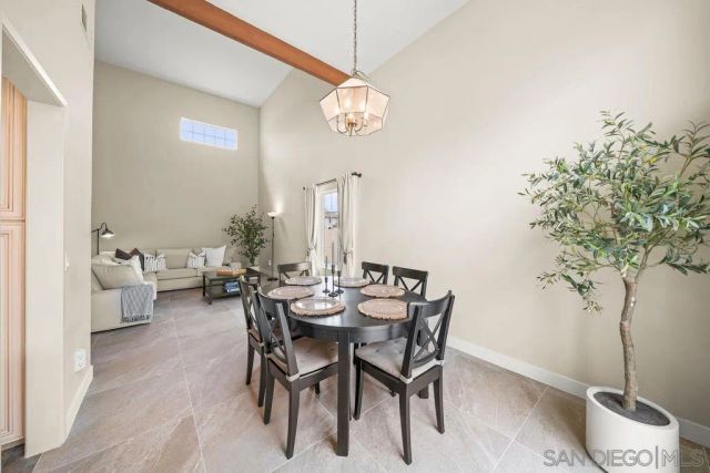 971-969-973 E J St, Chula Vista, CA 91910