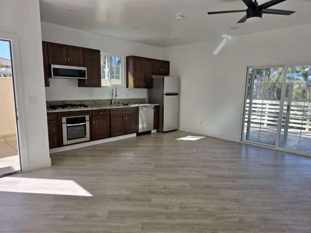 971-969-973 E J St, Chula Vista, CA 91910