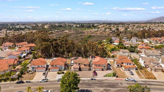 971-969-973 E J St, Chula Vista, CA 91910