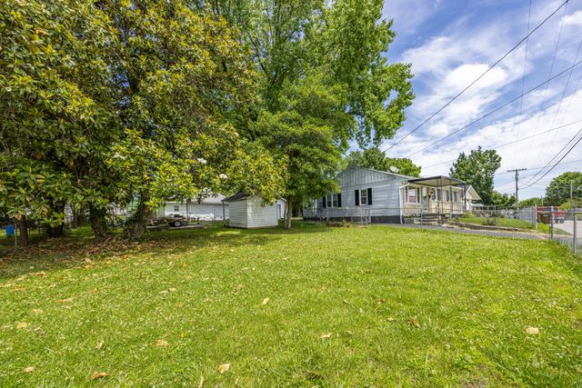 1925 Brent Street, Paris, KY 40361