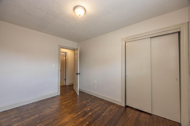 1925 Brent Street, Paris, KY 40361