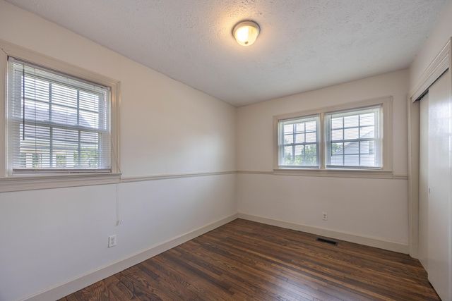 1925 Brent Street, Paris, KY 40361