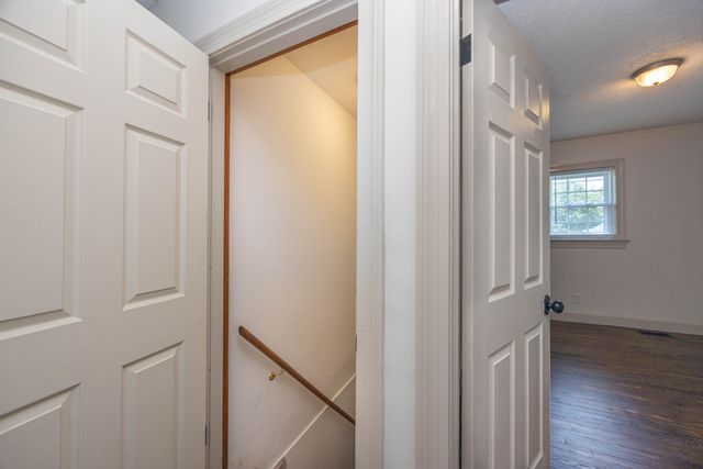 1925 Brent Street, Paris, KY 40361