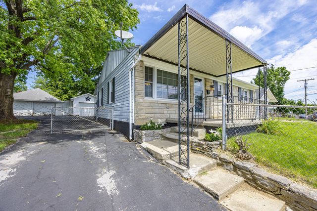 1925 Brent Street, Paris, KY 40361
