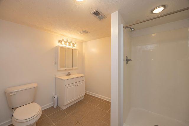1925 Brent Street, Paris, KY 40361