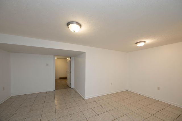 1925 Brent Street, Paris, KY 40361