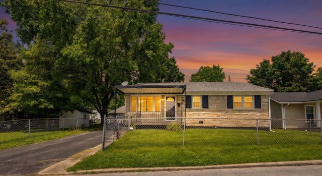 1925 Brent Street, Paris, KY 40361