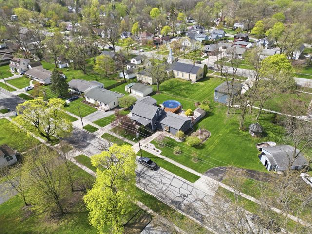 421 S East Street, Crown Point, IN 46307