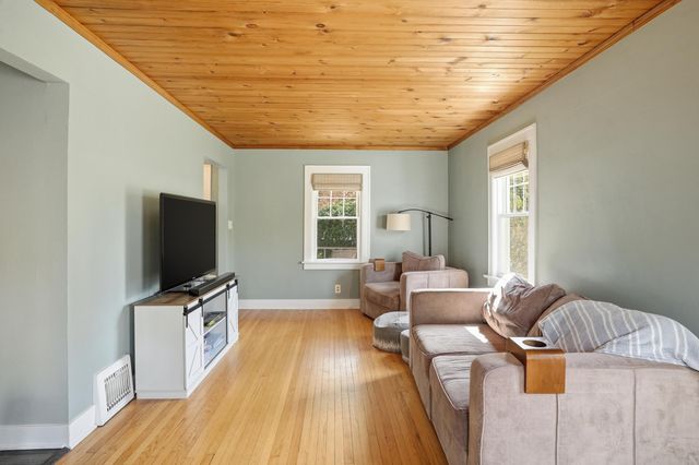 421 S East Street, Crown Point, IN 46307