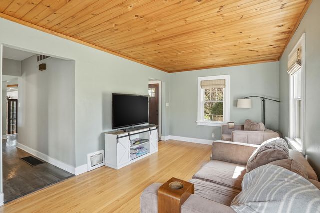 421 S East Street, Crown Point, IN 46307