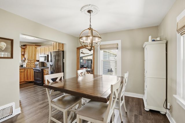 421 S East Street, Crown Point, IN 46307