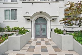 1878 Greenfield Avenue 204, Los Angeles, CA 90025