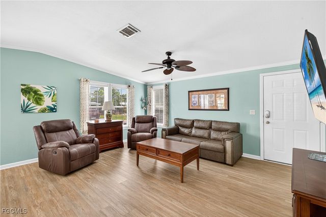 5720 Maplewood CT, Fort Myers, FL 33905