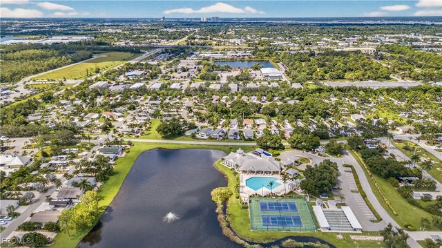 5720 Maplewood CT, Fort Myers, FL 33905