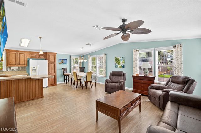 5720 Maplewood CT, Fort Myers, FL 33905