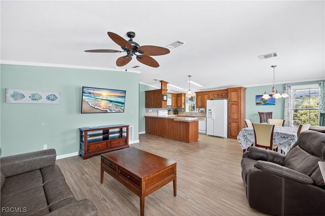 5720 Maplewood CT, Fort Myers, FL 33905