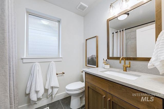 6903 S Cascabel Lane, Meridian, ID 83642