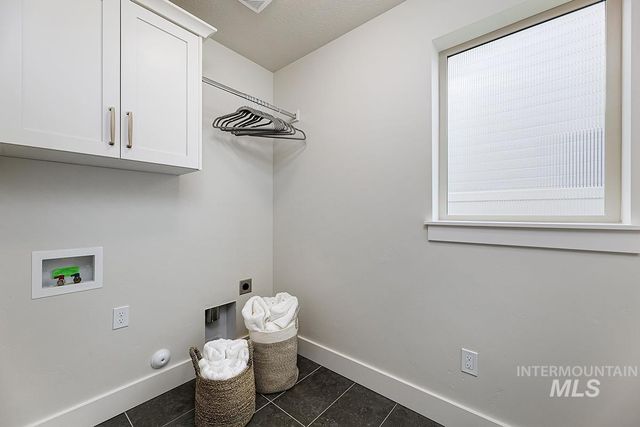 6903 S Cascabel Lane, Meridian, ID 83642