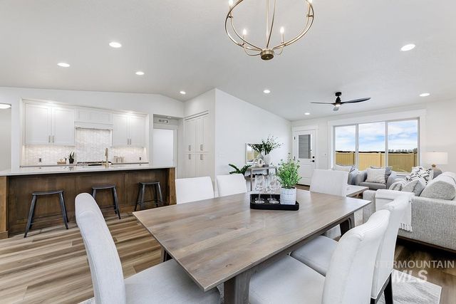 6903 S Cascabel Lane, Meridian, ID 83642