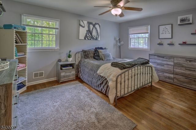 77 Riverside Dr, Bernards Twp., NJ 07920