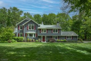 77 Riverside Dr, Bernards Twp., NJ 07920