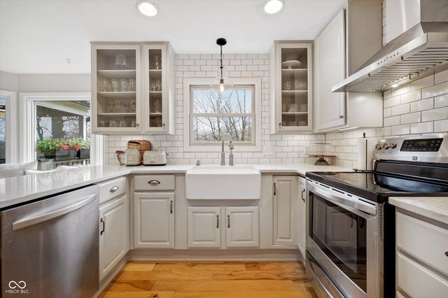 208 Surrey Hill, Noblesville, IN 46062