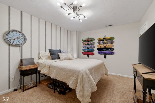 208 Surrey Hill, Noblesville, IN 46062