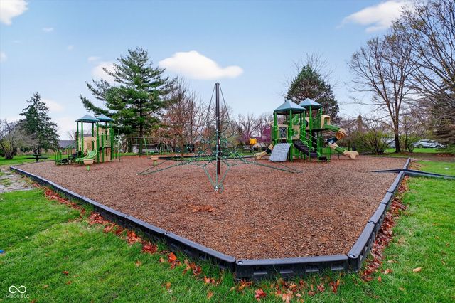 208 Surrey Hill, Noblesville, IN 46062