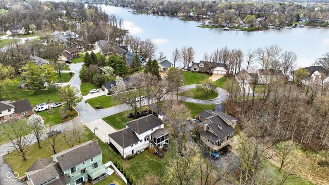 208 Surrey Hill, Noblesville, IN 46062