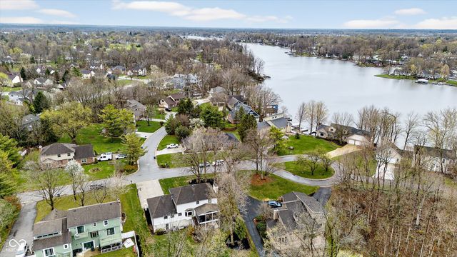 208 Surrey Hill, Noblesville, IN 46062