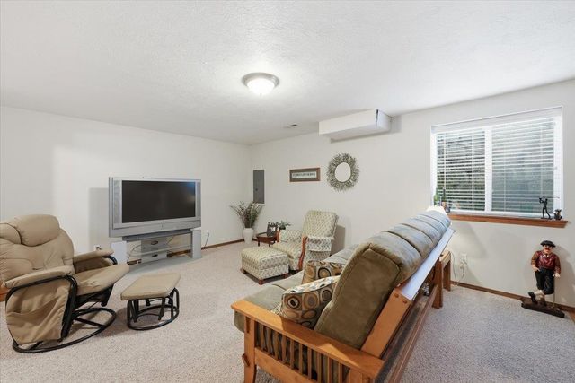 3104 S Sunnybrook Ct, Spokane Valley, WA 99037