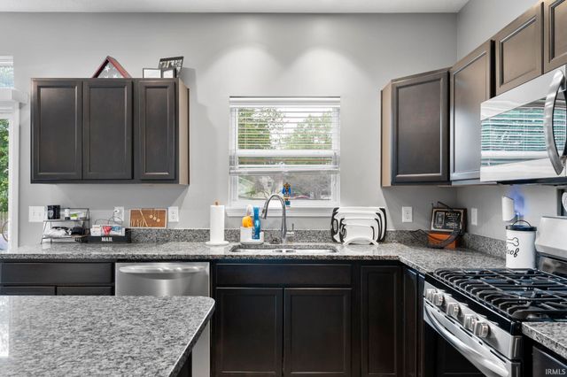160 Wadsworth Court, Lafayette, IN 47905
