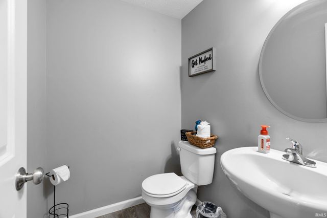 160 Wadsworth Court, Lafayette, IN 47905